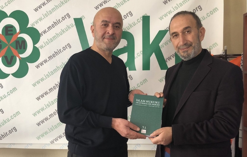 MÜT. HYT. BŞK.MIZDAN MEVLÜT ÖZDEMİR BEY´E HEDİYE TAKDİMİ 