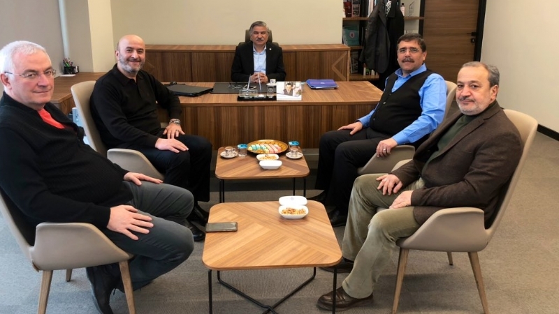 MÜT. HYT. BŞK.MIZDAN EĞİTİMBİRSEN GENEL BŞK.VEKİLİ LATİF SELVİ BEYE ZİYARET 