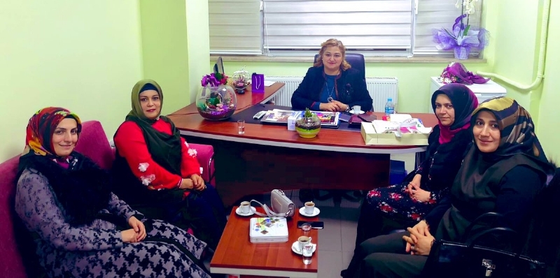KONYA VALİMİZİN DEĞERLİ EŞİ DR.FUNDA TOPRAK HANIMEFENDİ´YE ZİYARET.. 