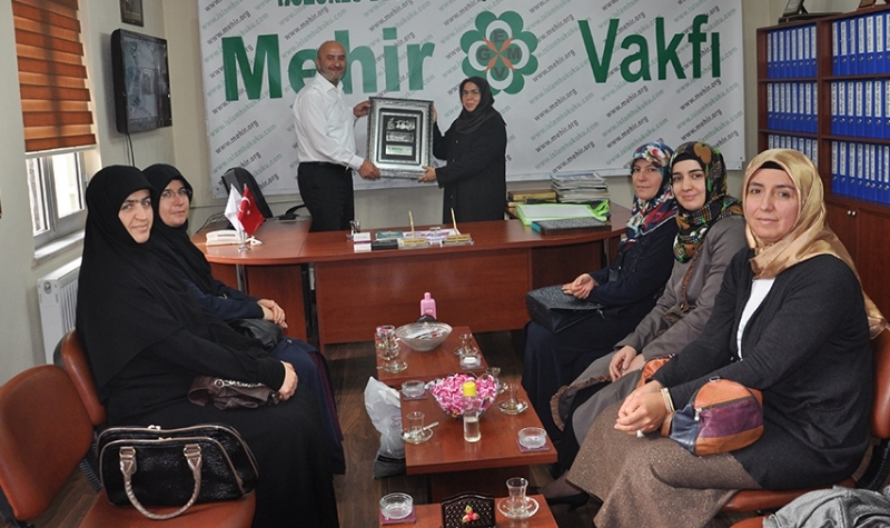 Hz. Hatice Platformu Bşk. ve Üyeleri Vakfımızı Ziyaret etti 