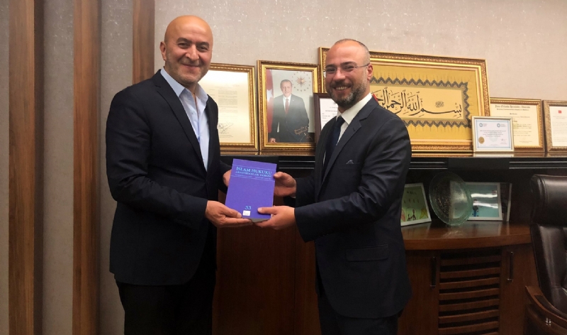 MÜT. HYT. BŞK.MIZ´DAN YUNUS ETE BEYE HEDİYE TAKDİMİ.. 