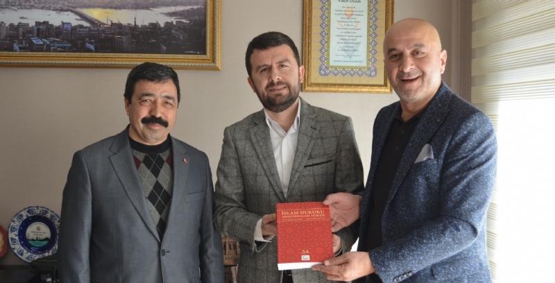MÜT. HYT. BŞK.MIZ´DAN ABDULKADİR ÇAY BEYE HEDİYE TAKDİMİ.. 