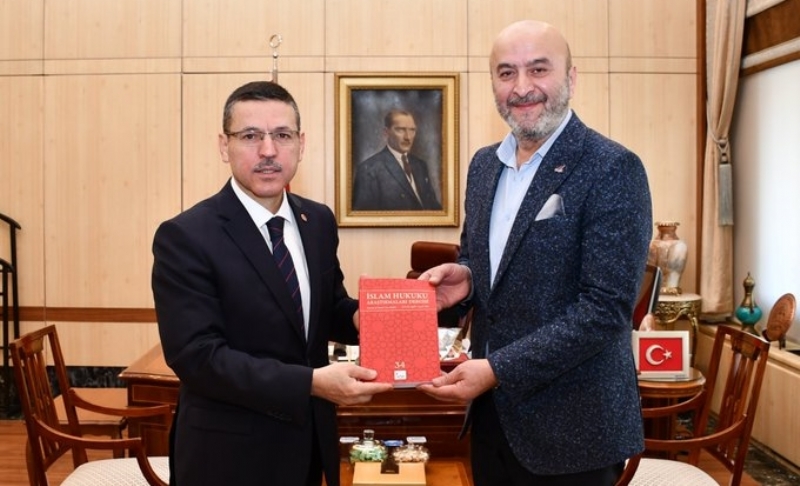 MÜT. HYT. BŞK.MIZ´DAN SEYİT AHMET BAŞ BEYE HEDİYE TAKDİMİ.. 