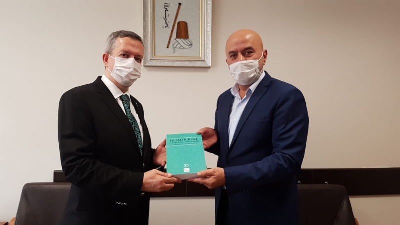 MÜT. HYT. BŞK.MIZ´DAN FARUK ŞENER BEYE HEDİYE TAKDİMİ.. 