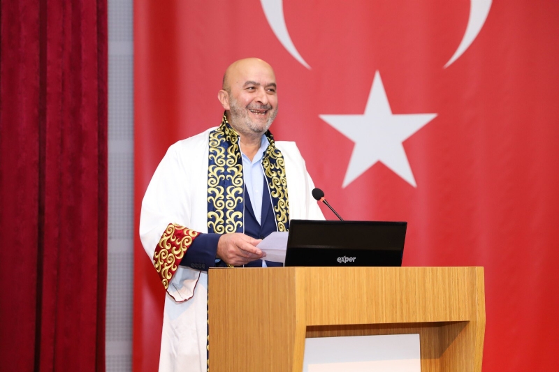 MÜTEVELLİ HEYET BAŞKANIMIZA TEVDİ EDİLEN FAHRİ DOKTORA TÖRENİNDEN KARELER.. 