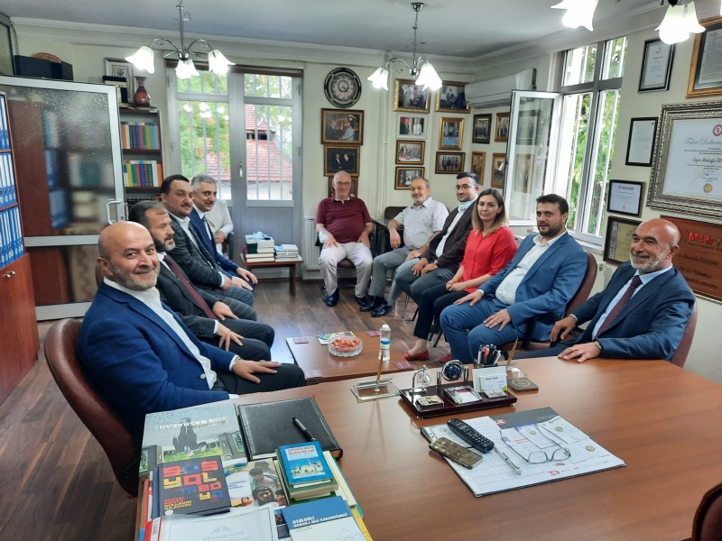 MÜTEVELLİ HEYET BAŞKANIMIZA MAKAMINDA ZİYARET..! 