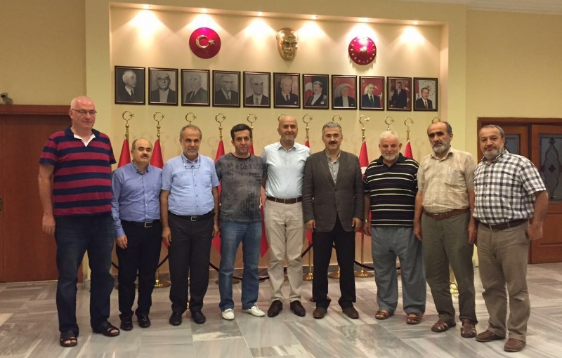 BAŞKANIMIZ İZMİR VALİSİ EROL AYYILDIZ BEY´E ZİYARETTE BULUNDU 