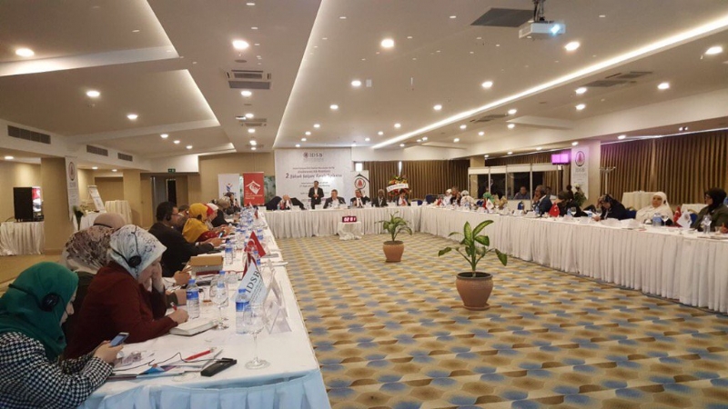 İDSB Uluslararası Aile Enstitüsü Yüksek İstişare Kurulu Top. Hayırlı Olsun 